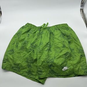Men’s/Woman’s Nike Slime Green Sole food basketball shorts Size Large L athletic